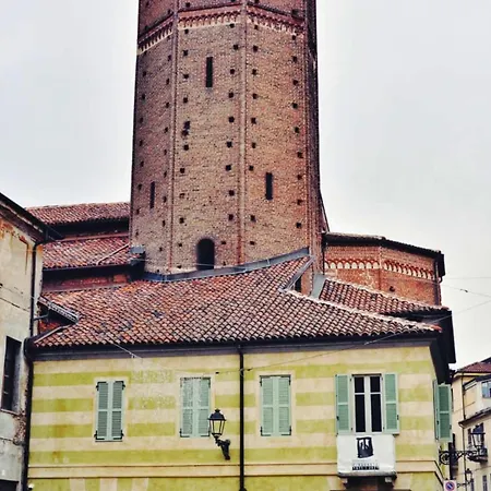 Cozy Place 26 Con Parcheggio Privato Gratuito * Vercelli